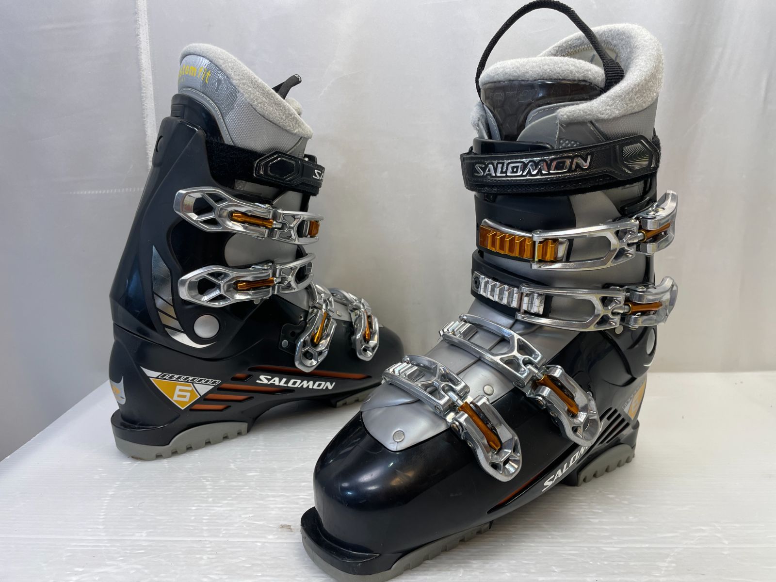 スキーブーツ Salomon PERFOMA 6 27 0 5 cm 319 mm サロモン 初～中級者向 ski 251216 01