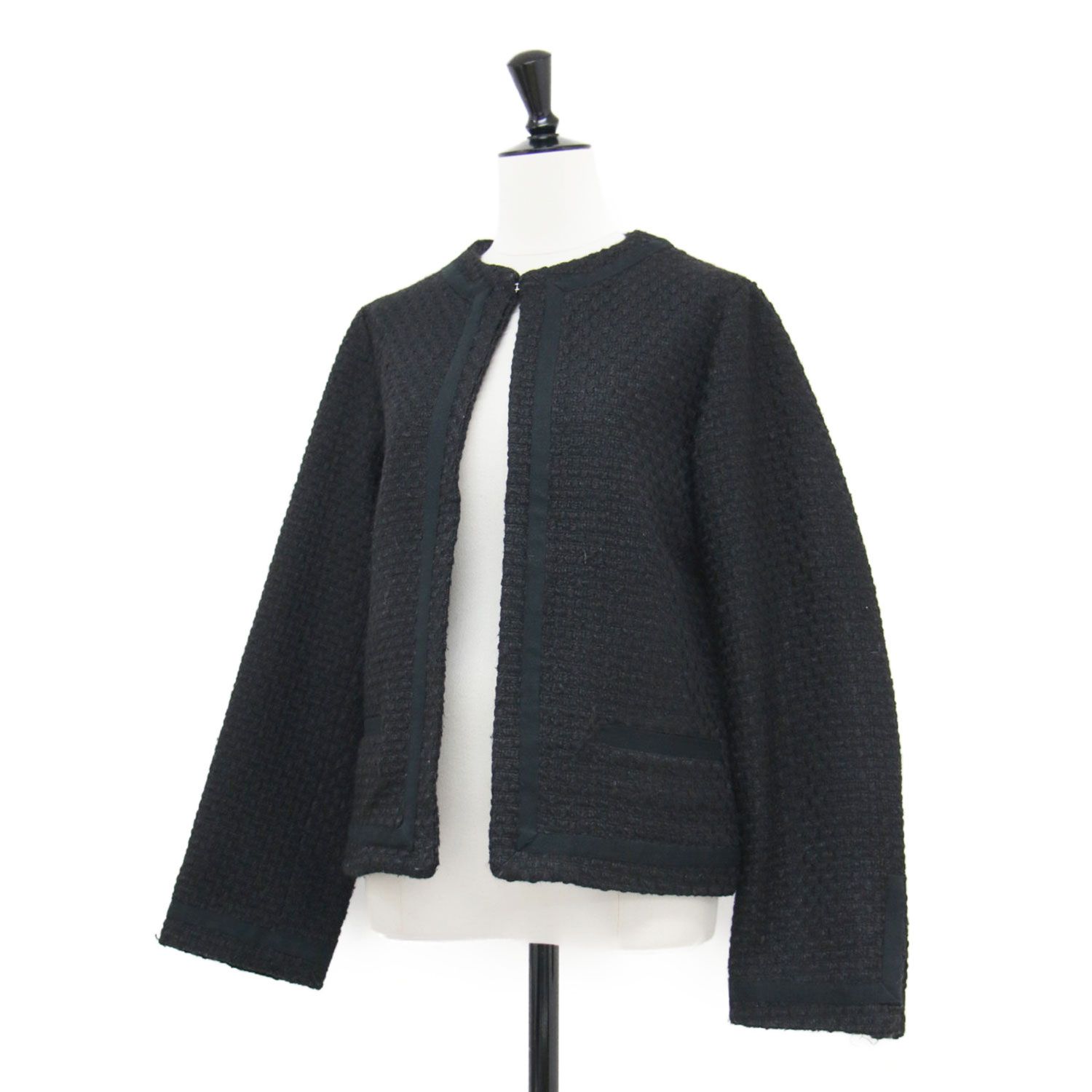 SHENERY シーナリー ジャケット ブラック 黒 サイズ:FREE | 21秋冬 ツイード ジャケット | ショート丈 ノーカラー 長袖 | アウター ブルゾン 上着【レディース】【中古】【K4667】 SHENERY シーナリー ジャケット ブラック 黒 サイズ:FREE | 21秋冬