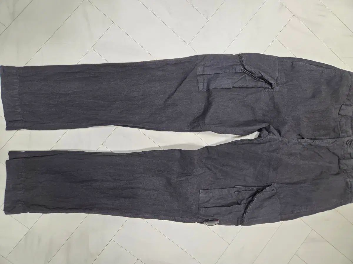 C.P. COMPANY シーピーカンパニー レンズ ワッペン ポケットパンツ