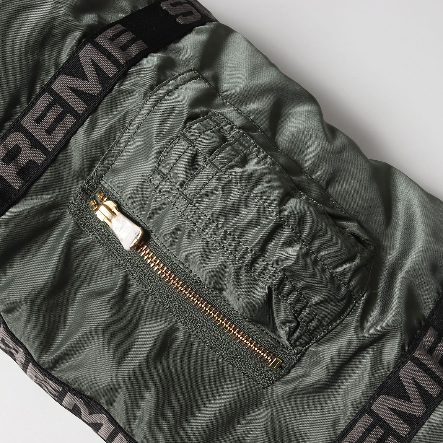 新品】Supreme シュプリーム ジャケット オリーブ サイズ:M | ロゴ