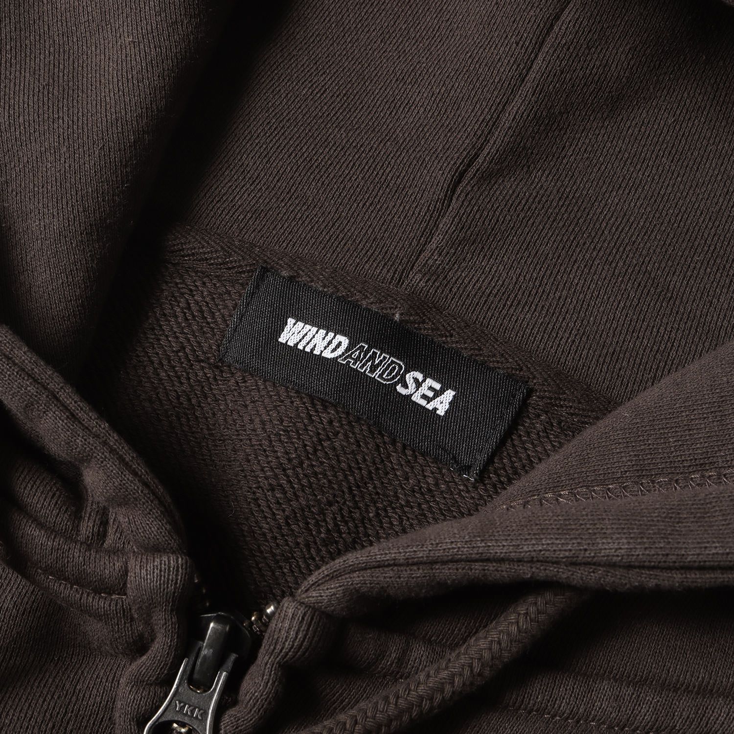 WIND AND SEA ウィンダンシー パーカー ブラウン サイズ:M | 25AW サルファダイ加工 フルジップ スウェットパーカー (SULFUR DYEING LOGO ZIP SWEATSHIRT) | トップス フーディー【メンズ】【中古】【美品】【K4667】 美品】WIND AND SEA ウィンダンシー パーカー ブラウン サイズ:M