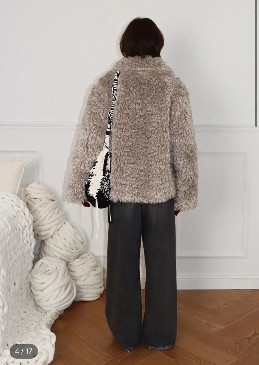 ミンダーリー ファー ジャケット cozy toggle fur jacket グレー