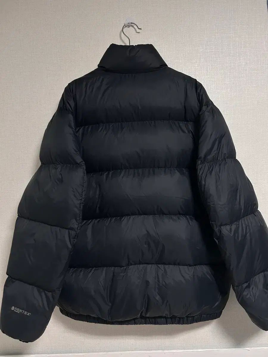 高品質 thisisneverthat ディスイズネバーザット ダウンジャケット