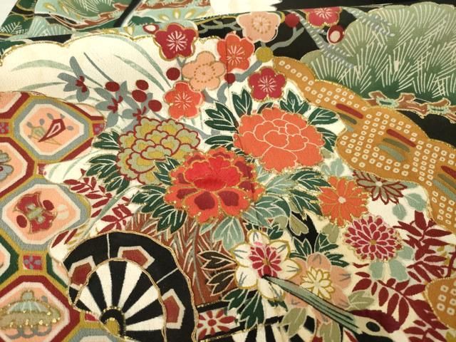 黒留袖 扇面飛鶴花車文