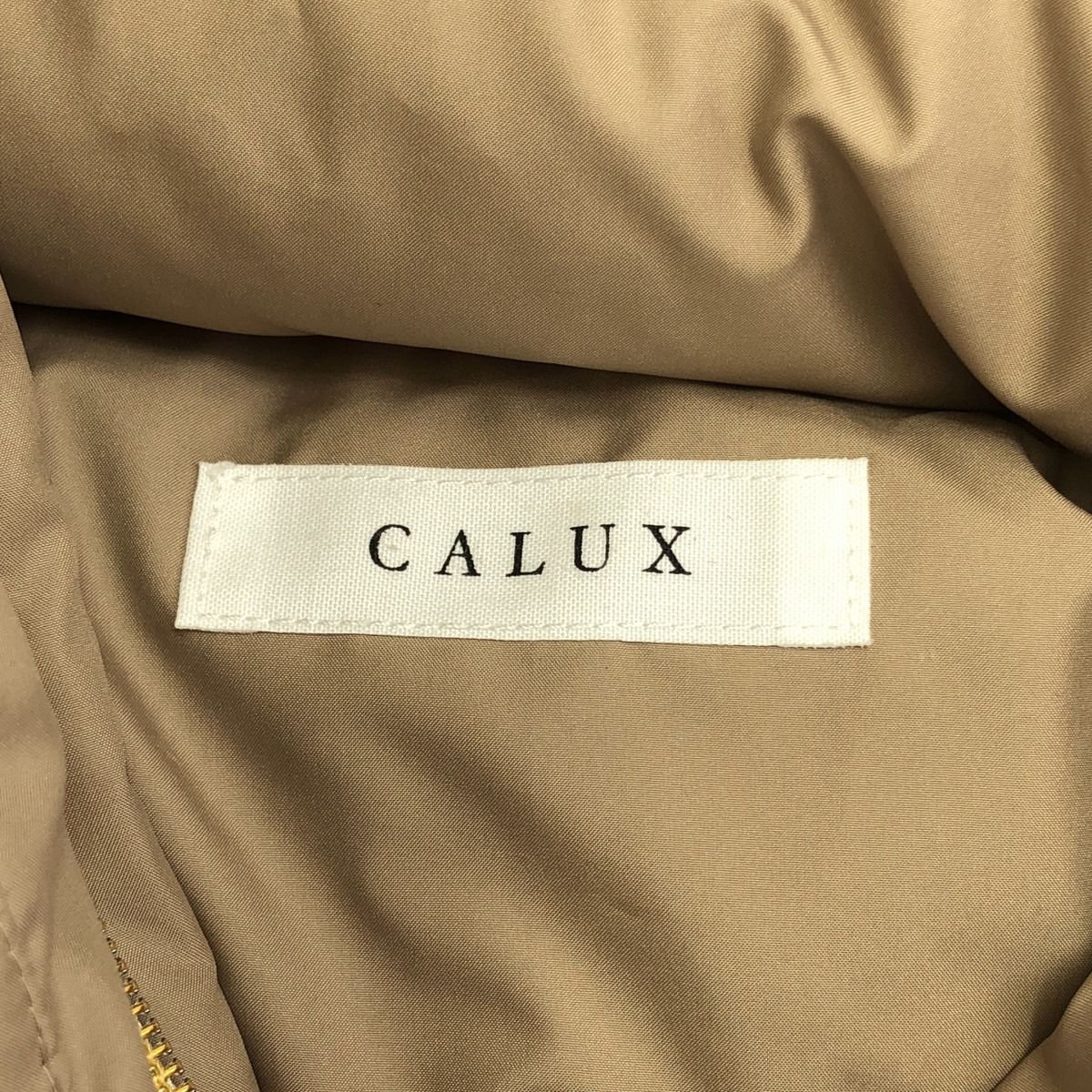 CALUX キャラクス フード付きダウンベスト CA22-DEU31 ベージュ F