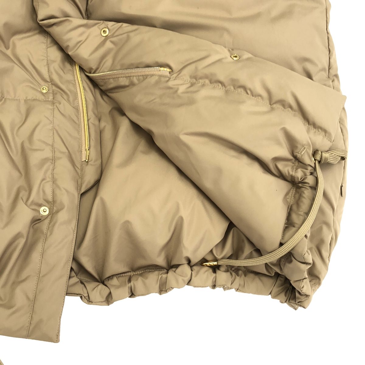 CALUX キャラクス フード付きダウンベスト CA22-DEU31 ベージュ F