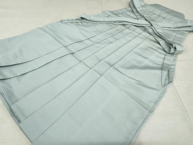 平和屋着物 男性 人間国宝 甲田綏郎 精好仙台平 馬乗り袴 色無地 秘色色 正絹 cs