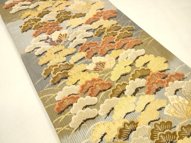 平和屋着物 六通柄袋帯 唐織 舞蝶松文 金糸 正絹 cm