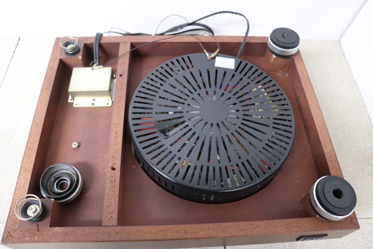 ダイレクトドライブターンテーブル