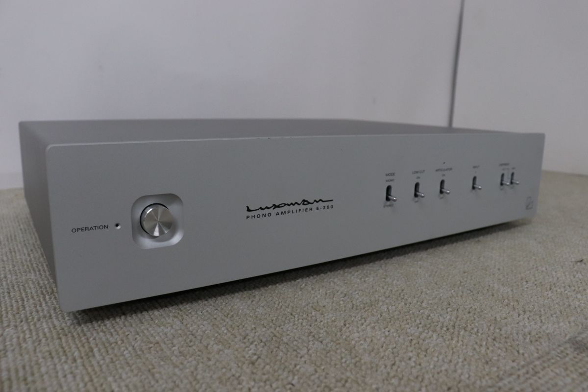 E-250 フォノイコライザーアンプ