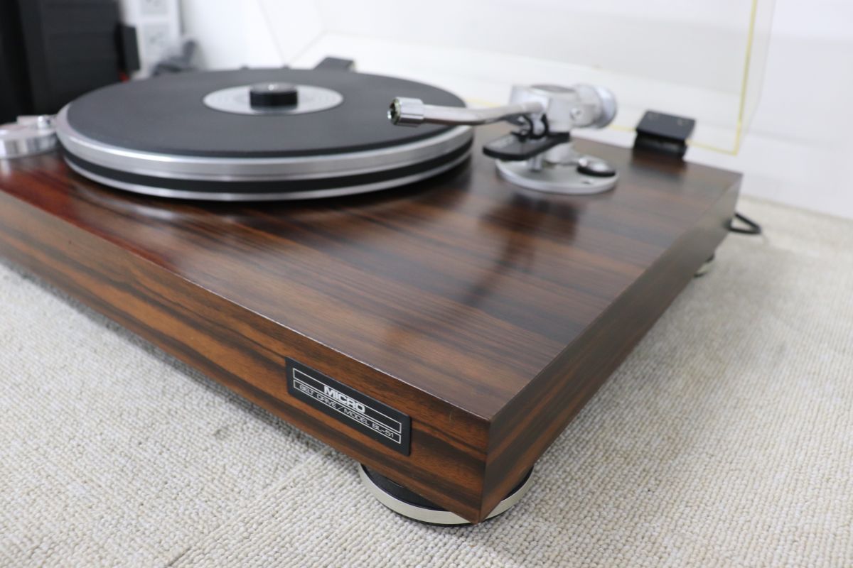 Turntable ベルトドライブターンテーブル