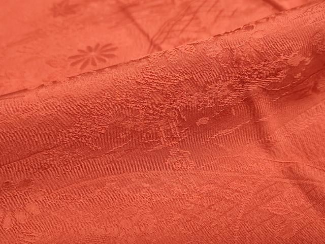 上質な色無地 流水草花籬地紋