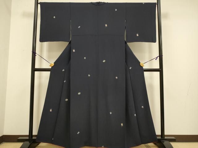 平和屋着物 上質な小紋 総刺繍 宝尽くし吉祥文 金糸 正絹 du