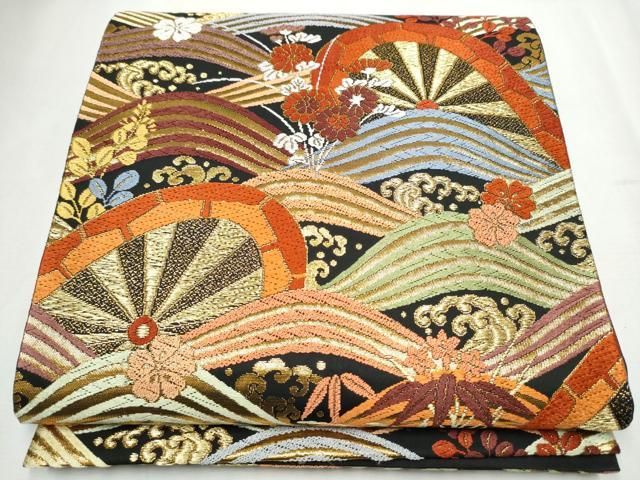 平和屋着物 六通柄袋帯 唐織 片輪車流水草花文 黒地 金糸 正絹 hy