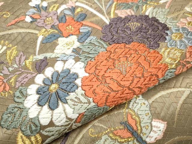 舞蝶花車文 金糸