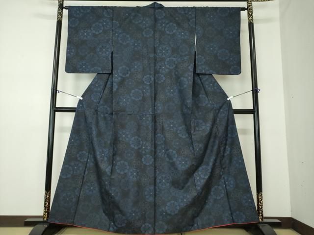 平和屋着物 本場大島紬 7マルキ 源氏車 正絹 ps