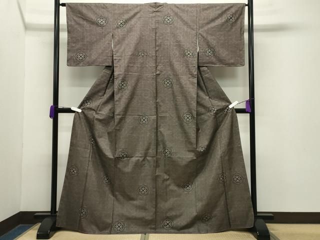 平和屋着物 本場大島紬 7マルキ 舞花文 正絹 gh