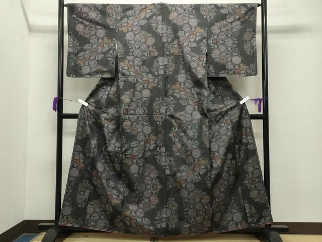 平和屋着物 本場大島紬 9マルキ 菱草花文 正絹 gh