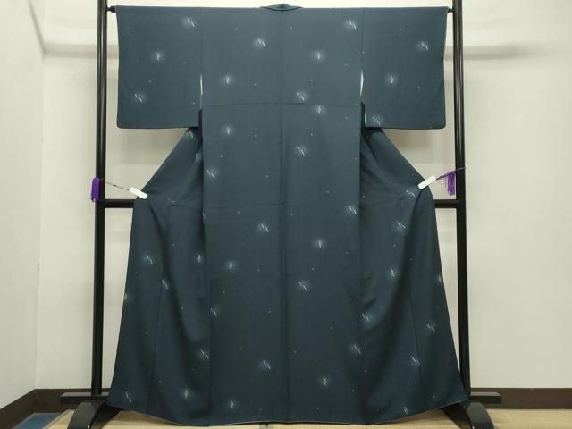 平和屋着物 上質な小紋 魚 蛍暈し 銀彩 正絹 gh