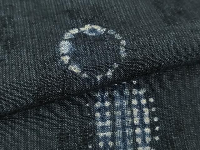 平和屋着物○雪国の匠 伝統工芸士 岡田勇 紬 絞り 丸文 証紙付き 正絹