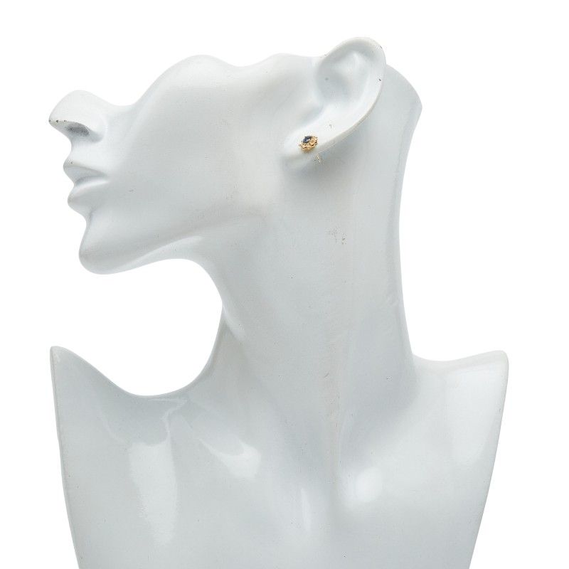 スタッドピアス K