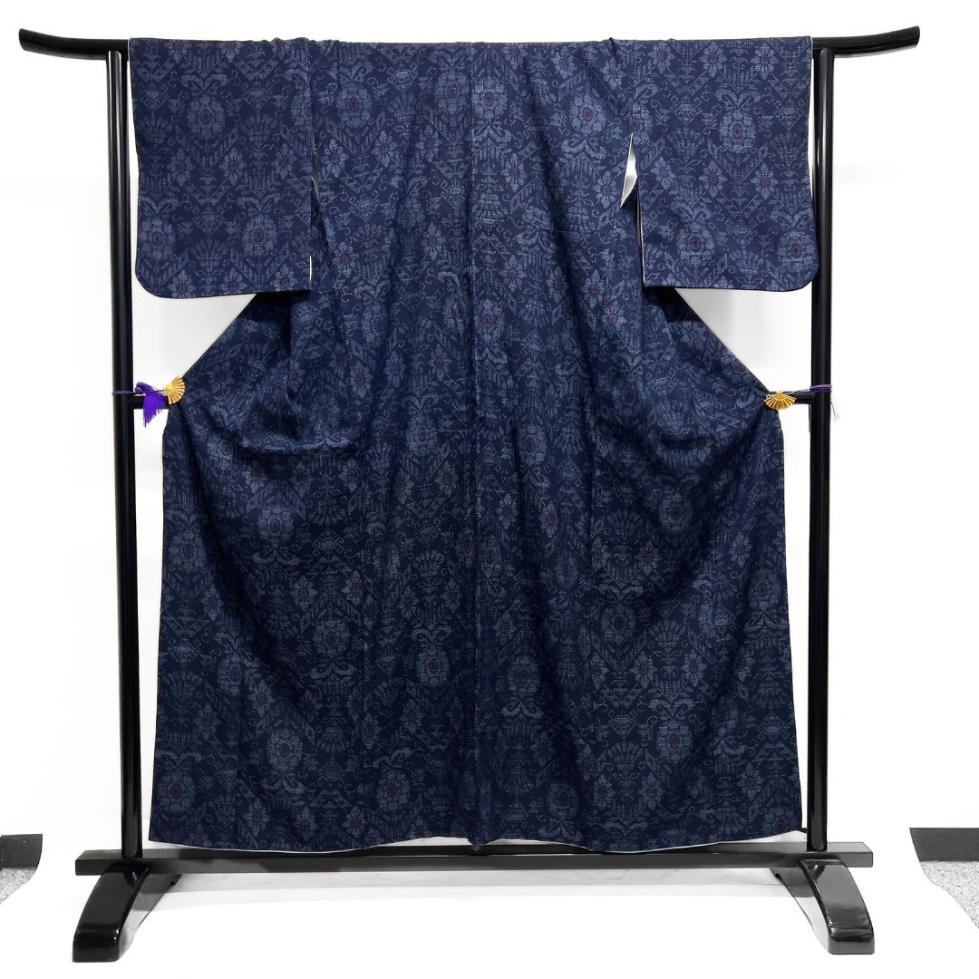 未着用　小紋　紬　縦縞　七宝　藍染　幾何学模様　着物　124a d 小紋 本場結城紬 藍染 100亀甲 花模様 幾何学 着物 123b d ms - メルカリ