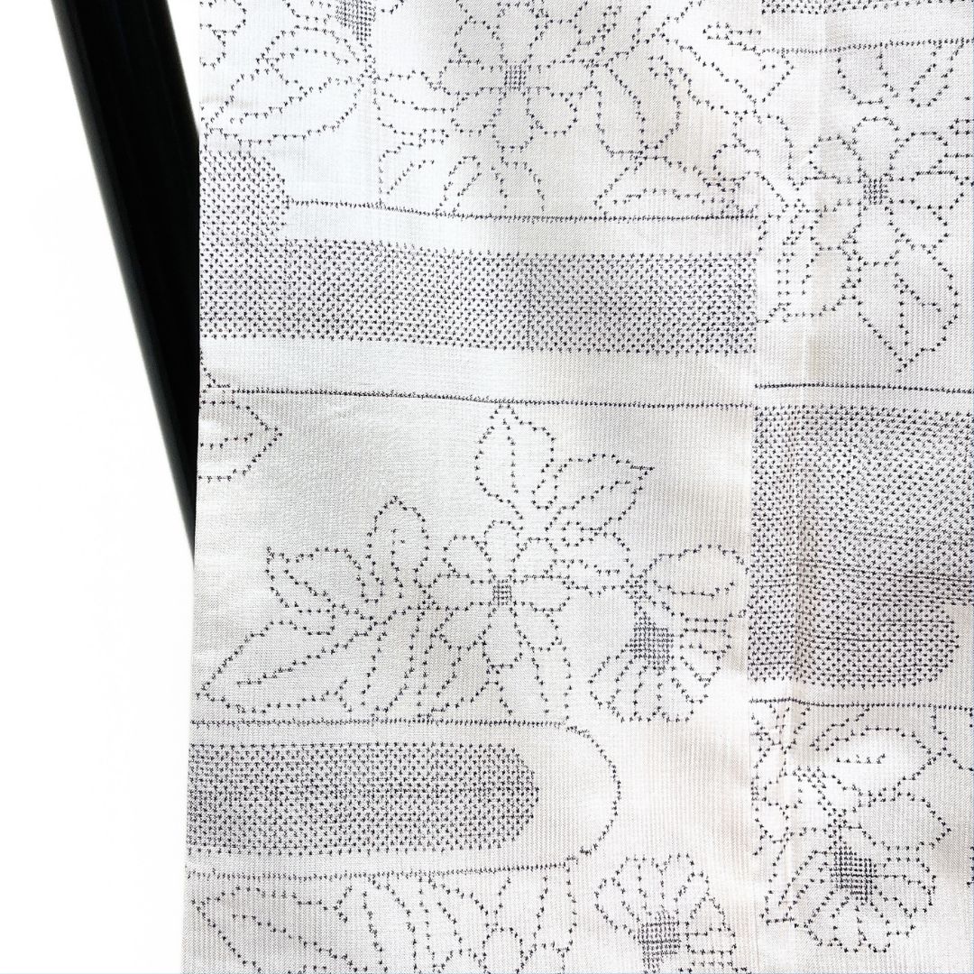 リーフ モノトーン