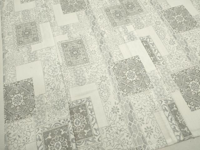 小紋 色紙重ね吉祥花文