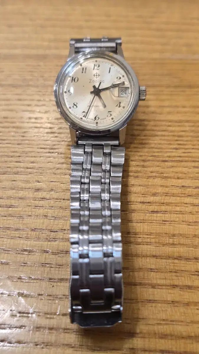 スイス ブランド時計 ゾディアック オートマティック レディース時計