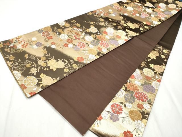 六通柄袋帯 唐織