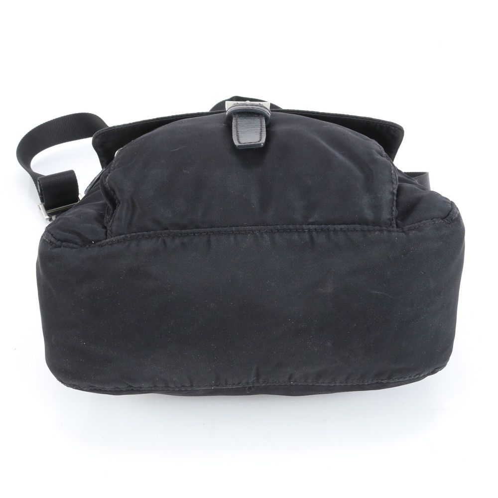 プラダ テスート ナイロン 三角ロゴ レザー ショルダーバッグ 斜め掛け