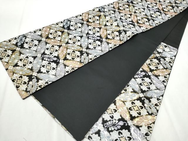 六通柄袋帯 唐織