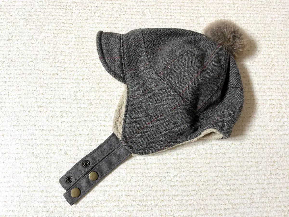 (未使用) ユア ヘリンボーン 耳あて ニット帽