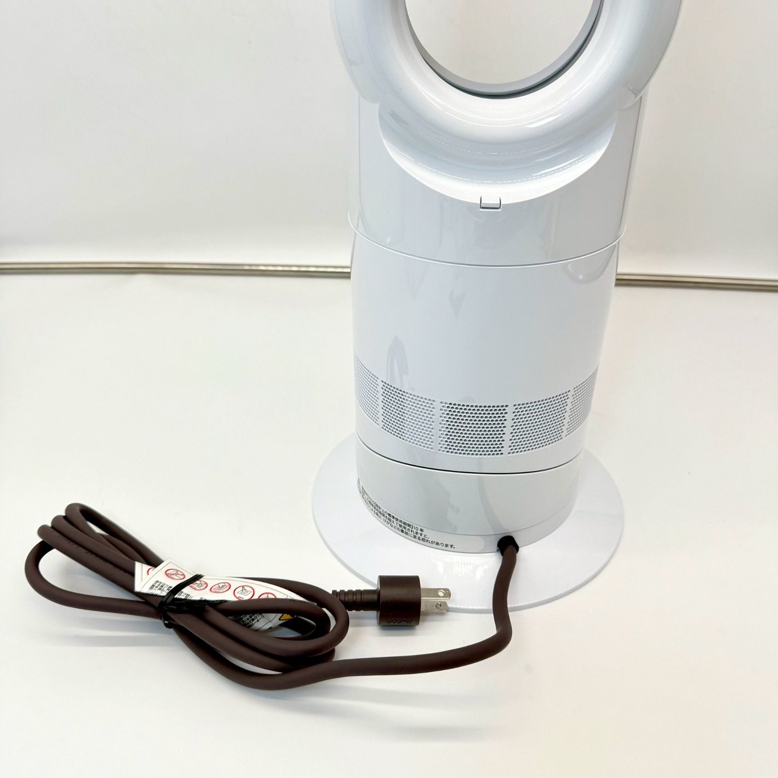 【未使用級】dyson AM09 HOT & COOL 2025年製 ホワイト 未使用級】dyson AM09 HOT & COOL 2025年製 ホワイト Dyson ダイソン Hot+