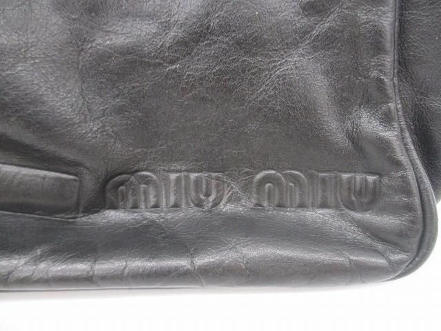 ミュウミュウ miumiu