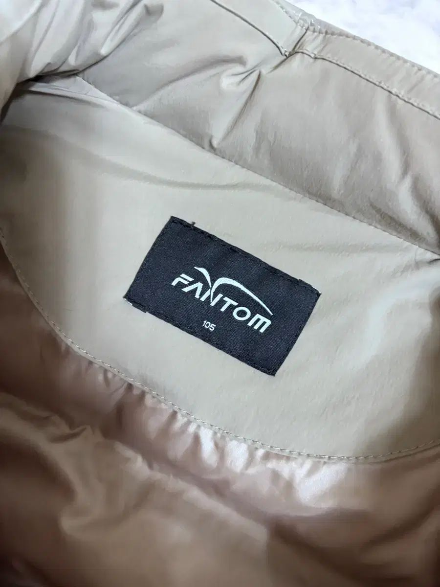 メンズ ゴルフ ダウンベスト FANTOM ゴルフウェア ダウン ベスト 公式通販 TopIsm トップイズム Rocky Featherbed（ロッキーマウンテンフェザーベッド Mountain XL&frasl;105 軽量 デサントゴルフ公式