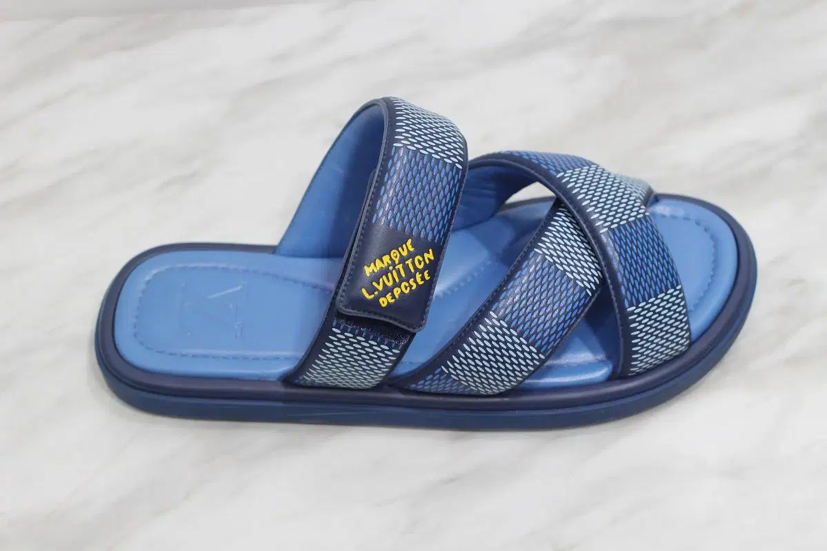  Louis Vuitton ベニス ミュール 1 acri 3 サンダル サンダル