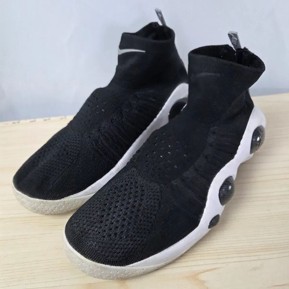 275 NIKE エア フライト ボナパイド ブラック 白