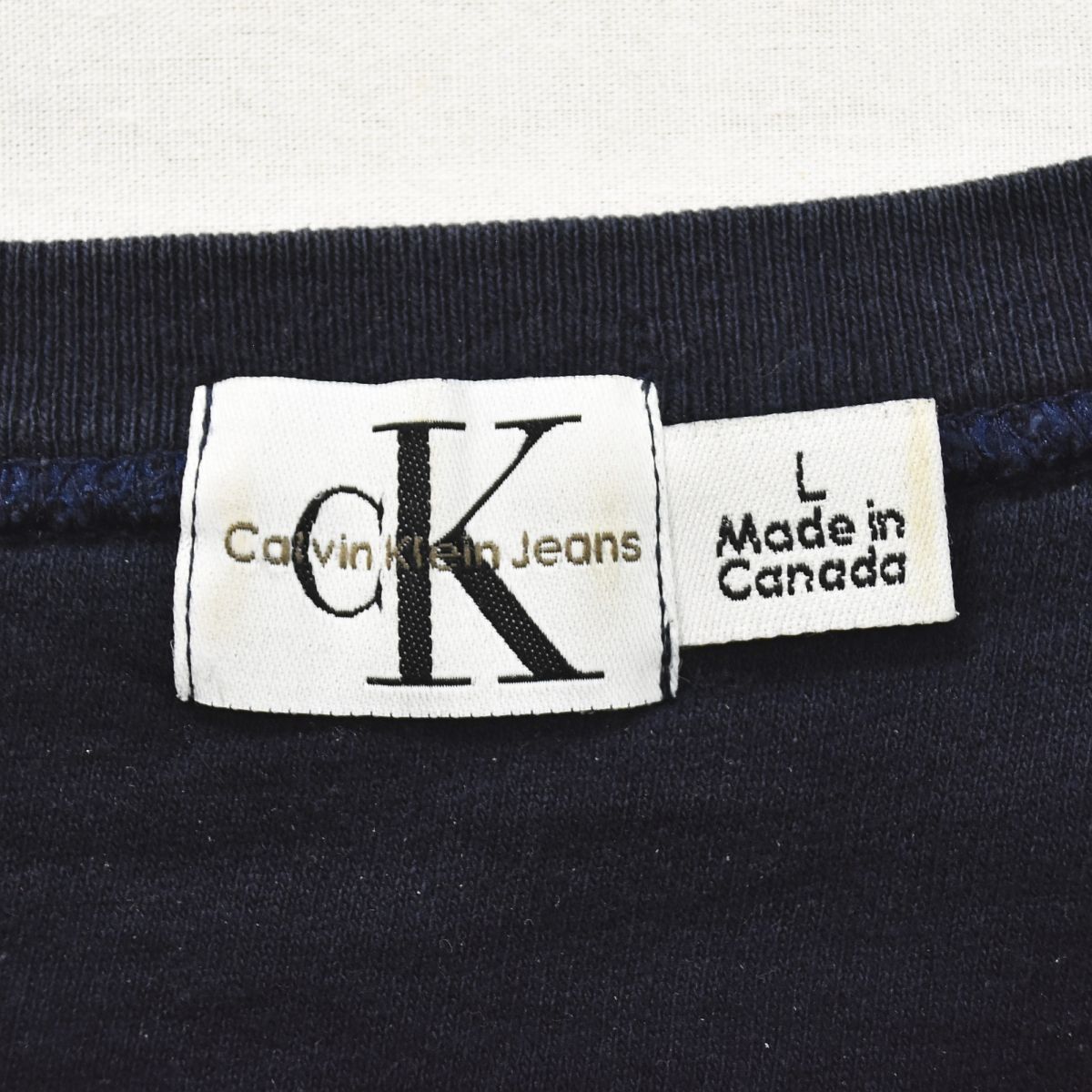 90sヴィンテージ カナダ製 カルバンクライン Calvin klein 刺繍ロゴ 裏 