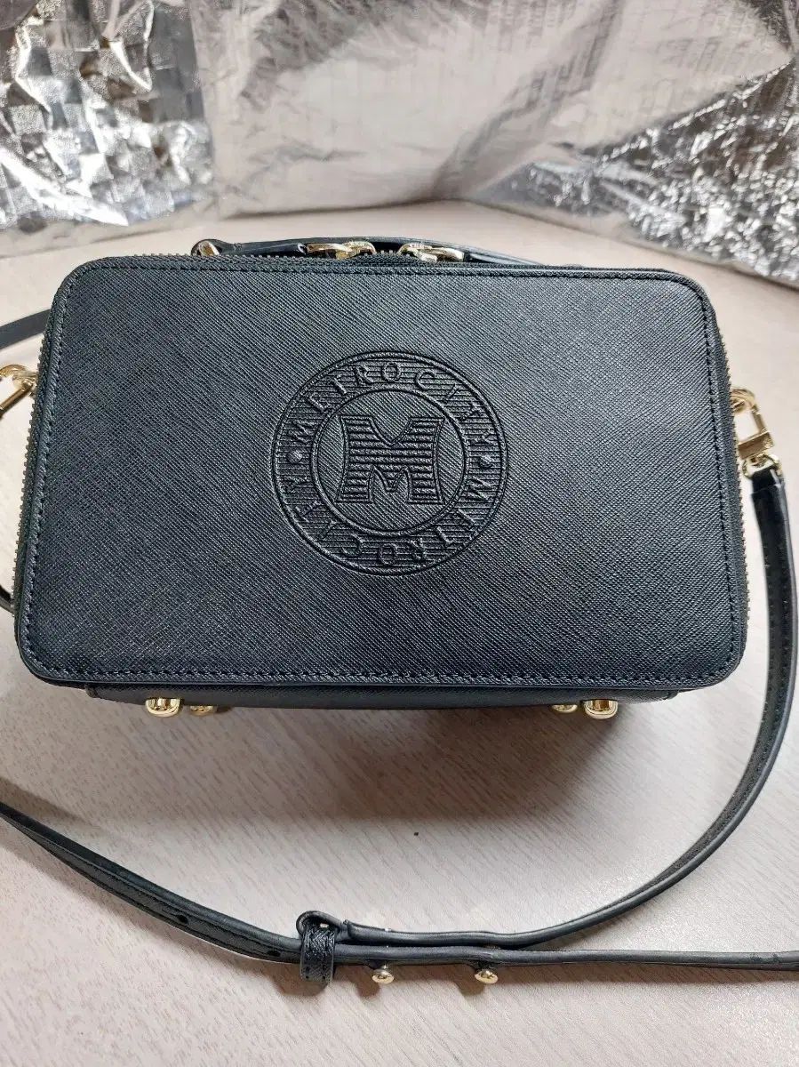 METROCITY ブラック カメラバッグ トップハンドル