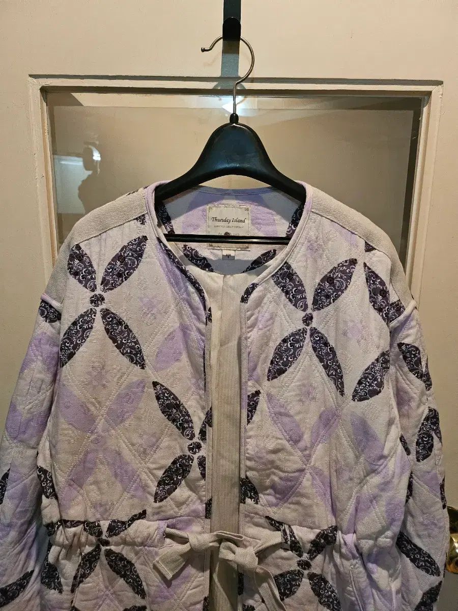 サースデーアイランド キルティング ダウン ジャケット S