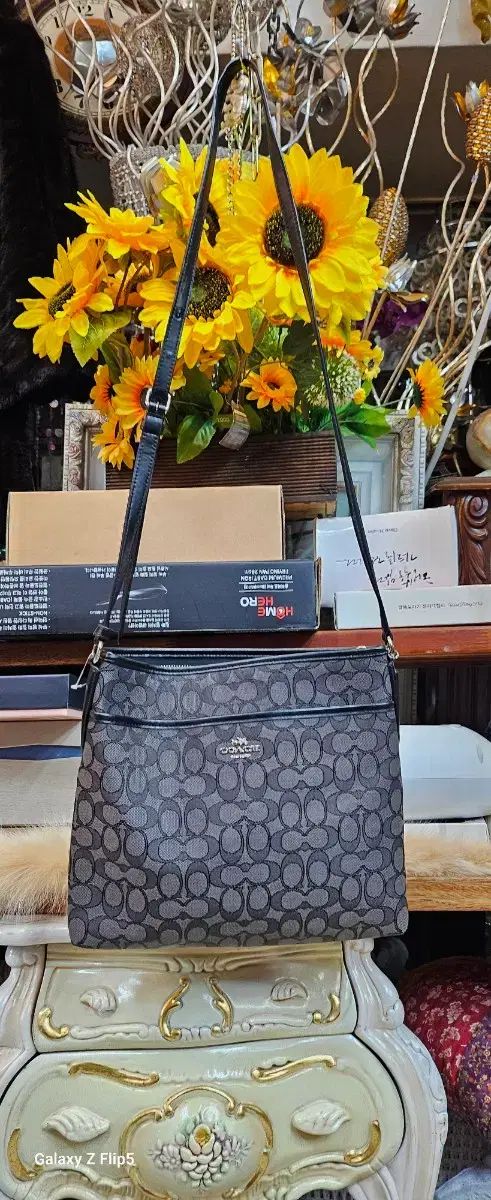 COACH シグネチャー クロスバック ブラック