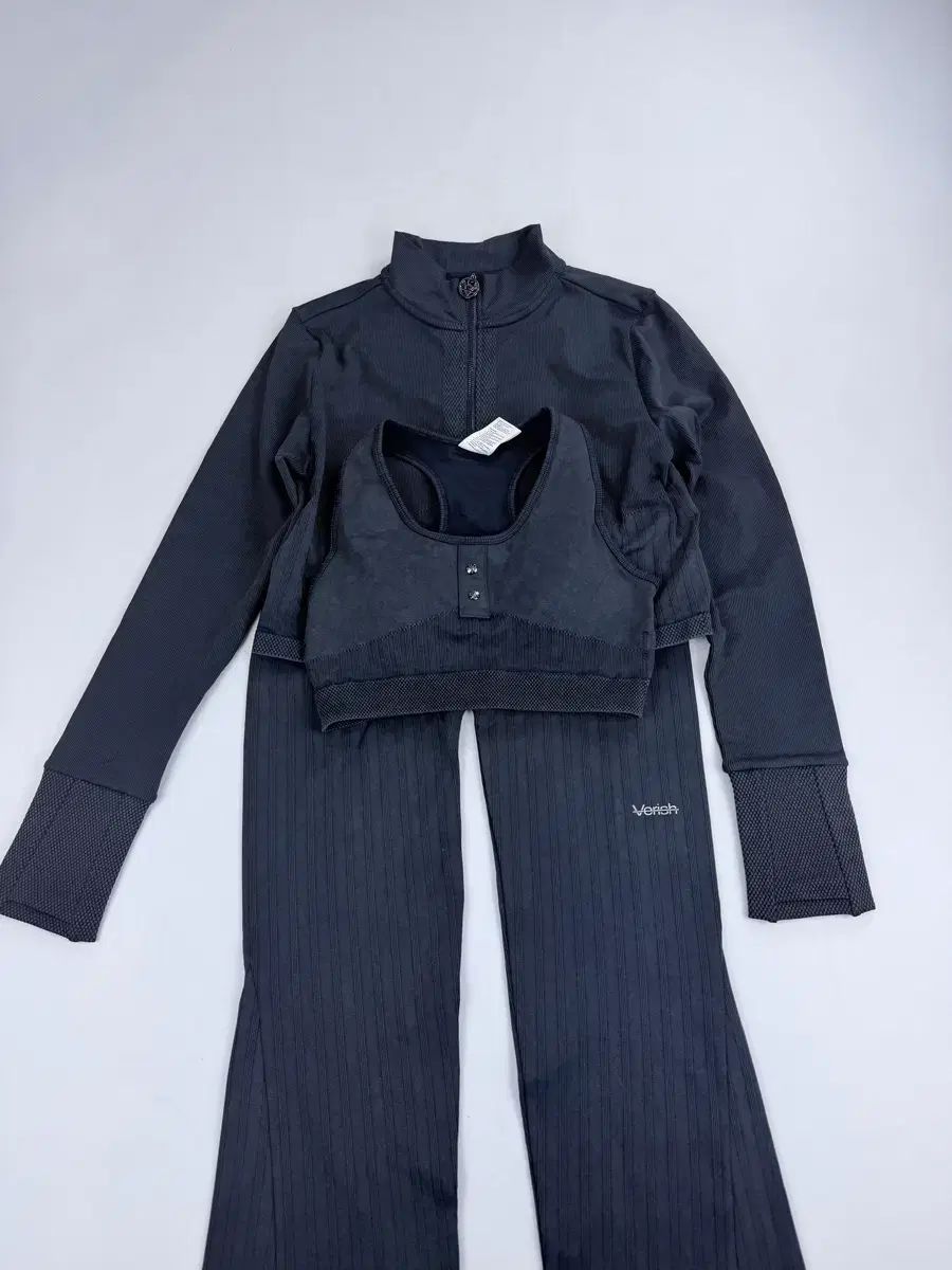  ベリシ オータムナイト ブーツカット トレーナー セット その他 セットアップ