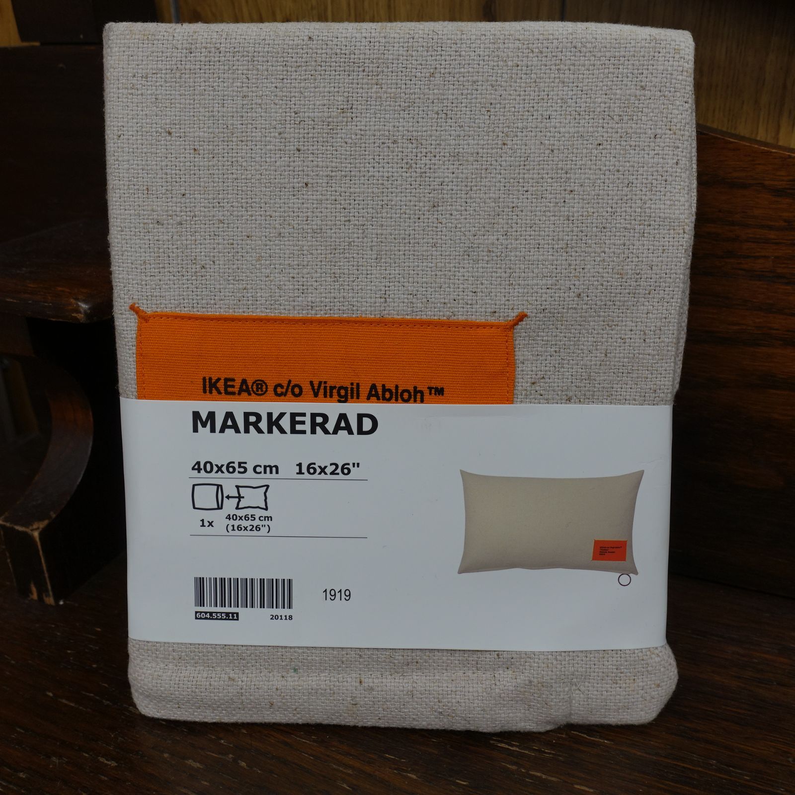 IKEA × Virgil Abloh クッションカバー　（ヴァージルアブロー） 未開封品！IKEA ヴァージルアブロー off-white MARKERAD マルケラッド