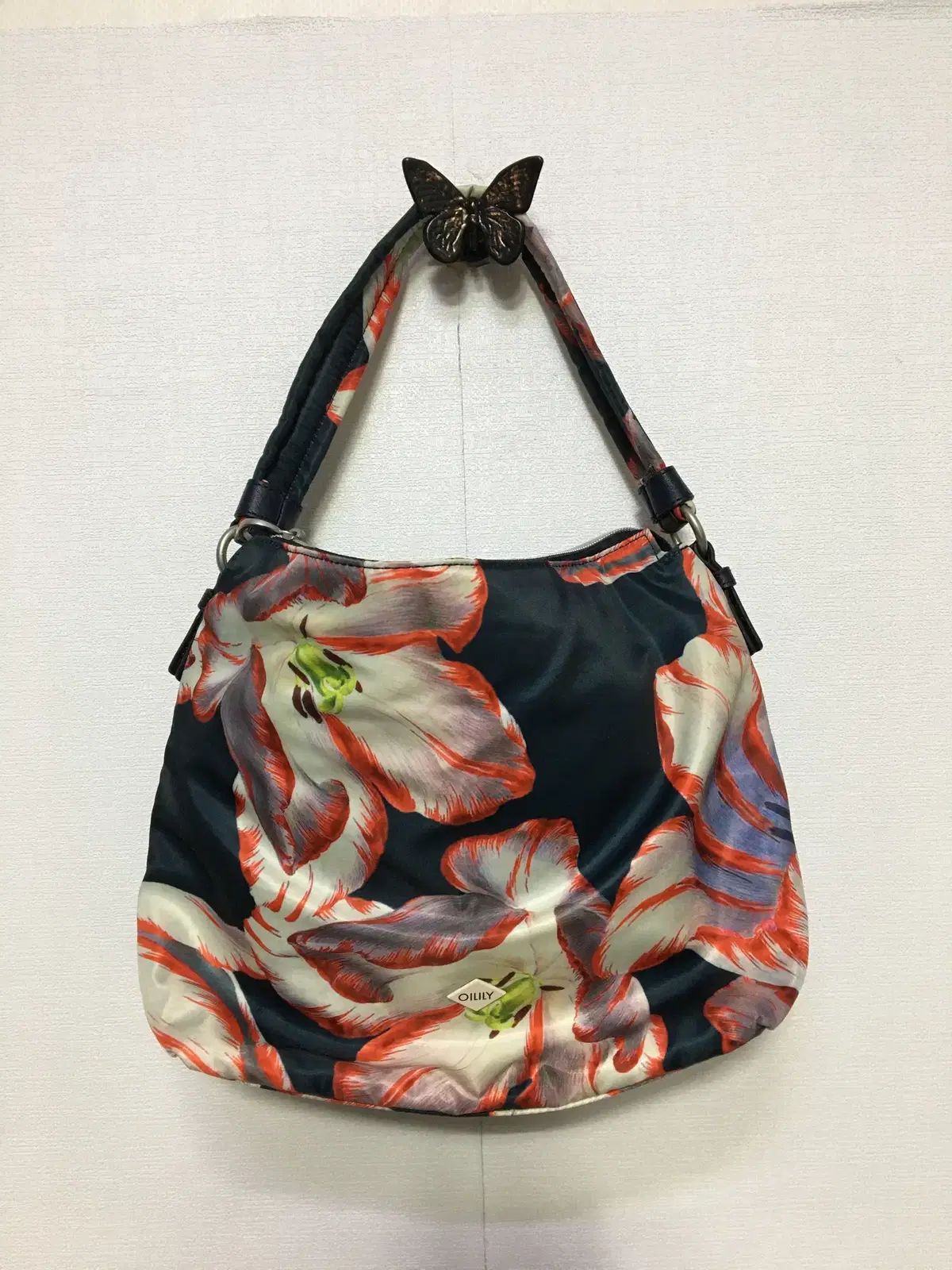 オイリリー 新モデル ショルダーバッグ バッグ
