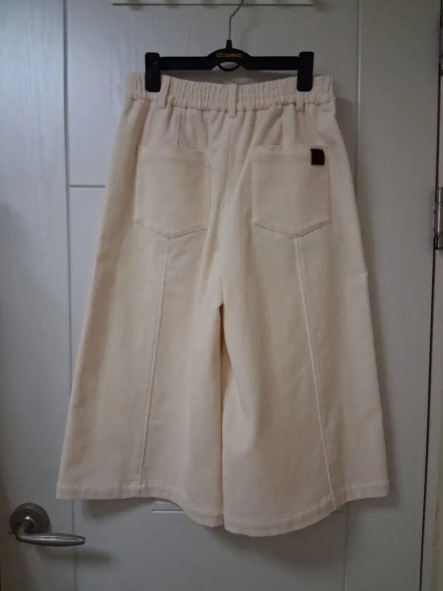 ベネトン アイボリー コーデュロイ ワイド パンツ