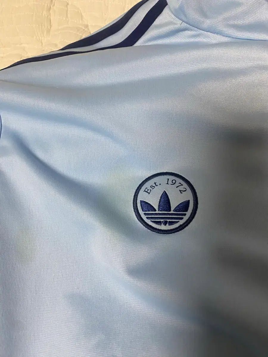 アディダス スカイ ジャージ ジップアップ トラックジャージ NIKE PUMA アバクロンビー