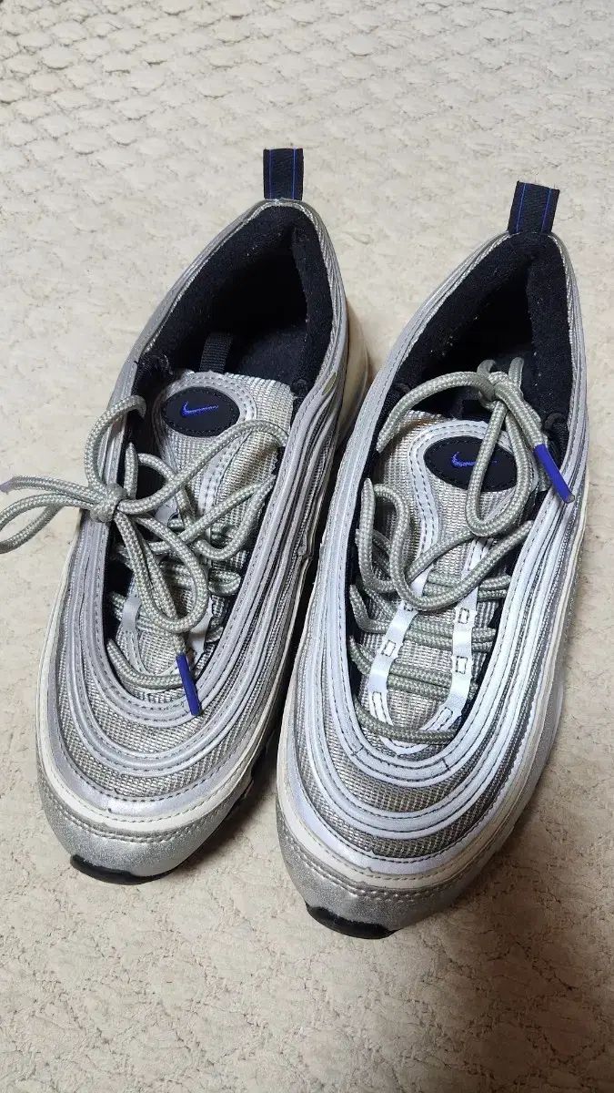 ナイキ エアマックス 97 シルバー スニーカー 23 5センチ