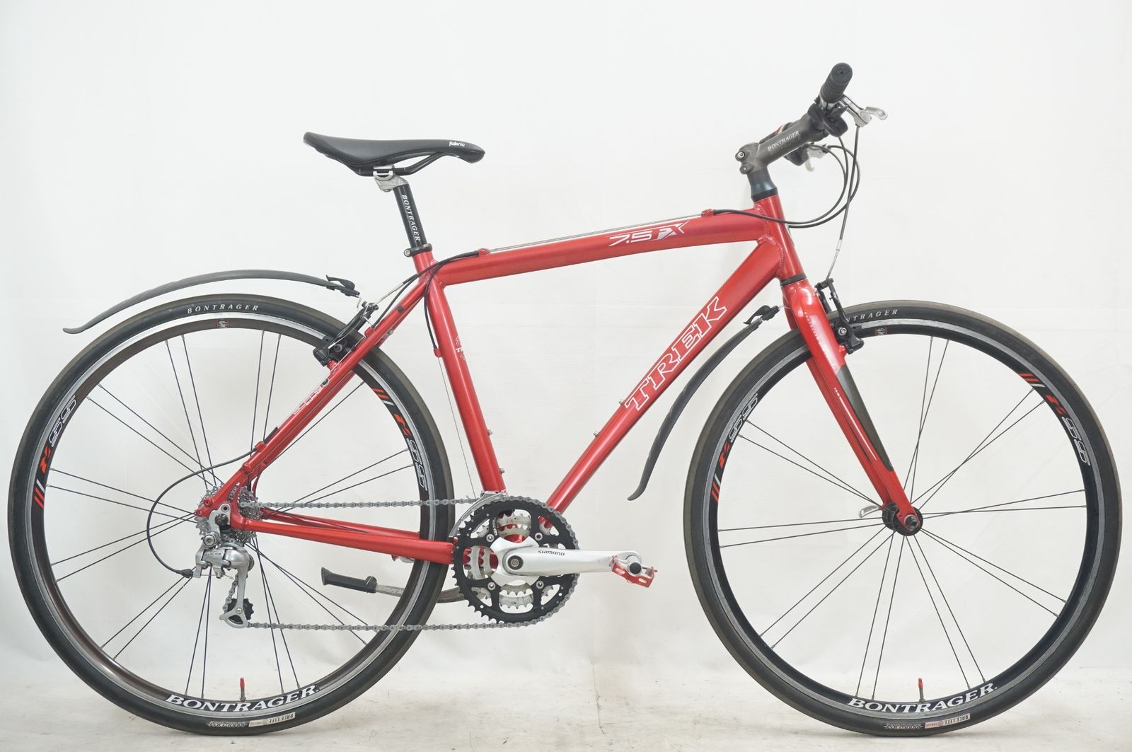 GIANT 「ジャイアント」 ESCAPE R3 2016年モデル クロスバイク