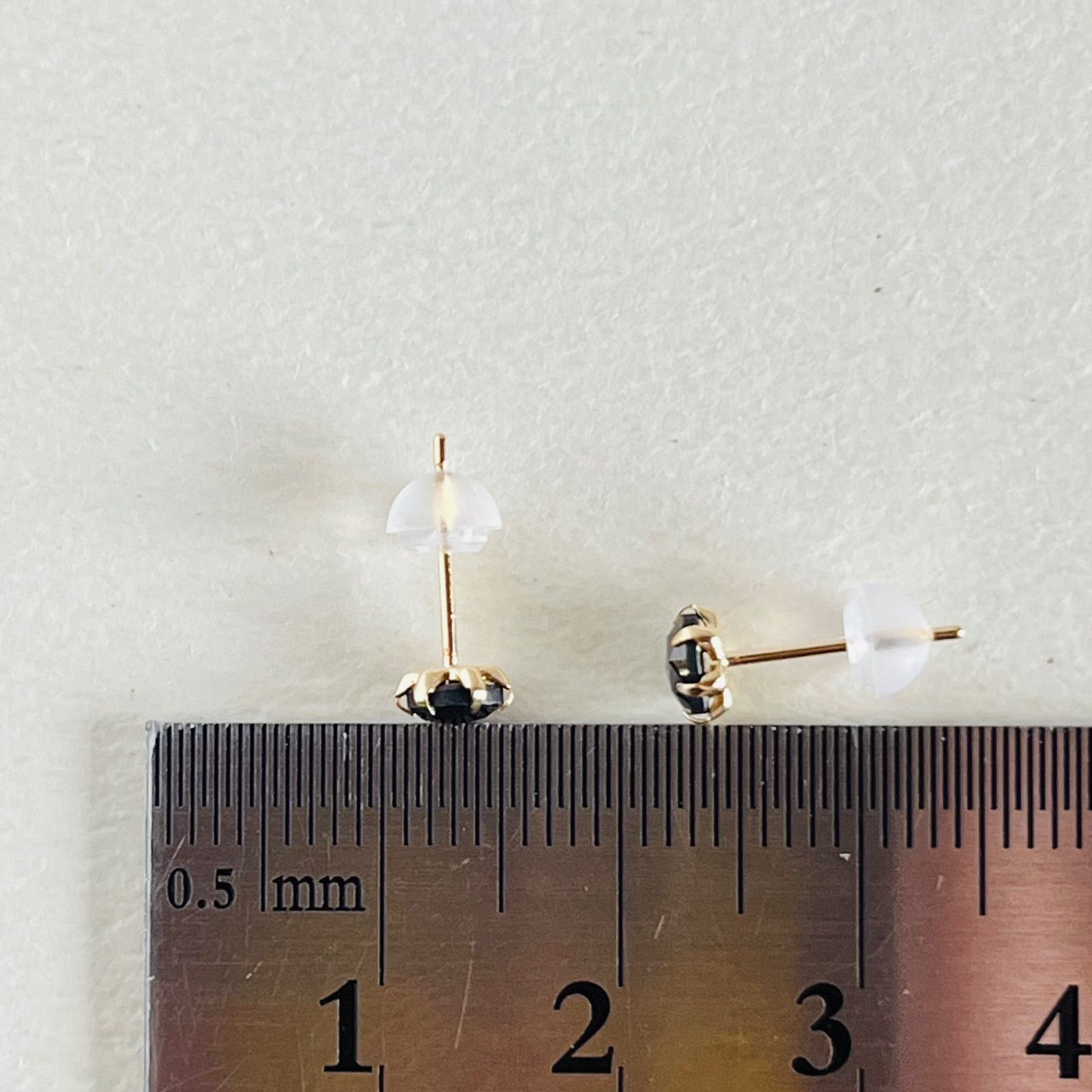  K 18 天然ブラックダイヤモンド 0.60 ct ピアス 3 ピアス(両耳用) アクセサリー